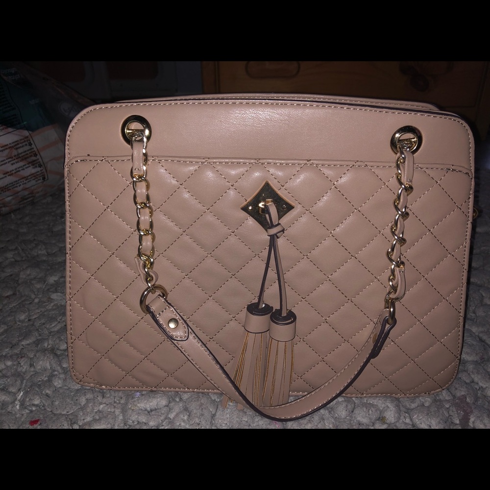 TAN CROSS BODY/SHOULDER PURSE